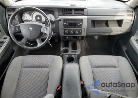 2008 Dodge Dakota Quad Slt z USA, uszkodzony, nr VIN 1D7HW48N28S567941